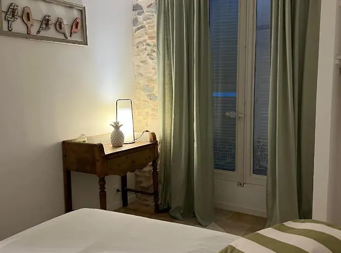 L'escapade Nimoise Apartment *